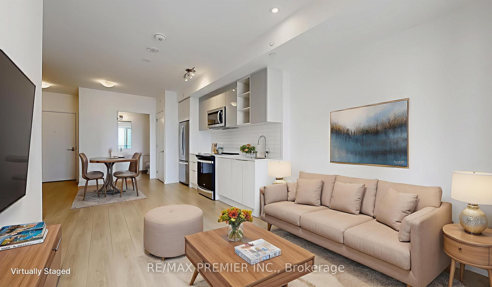 2 Bedrooms Condo at 50 Dunfield, Toronto For sale