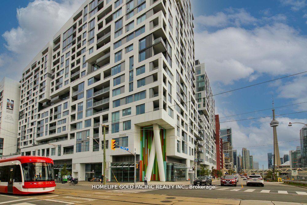2 Bedrooms Condo at 27 Bathurst, Toronto For sale