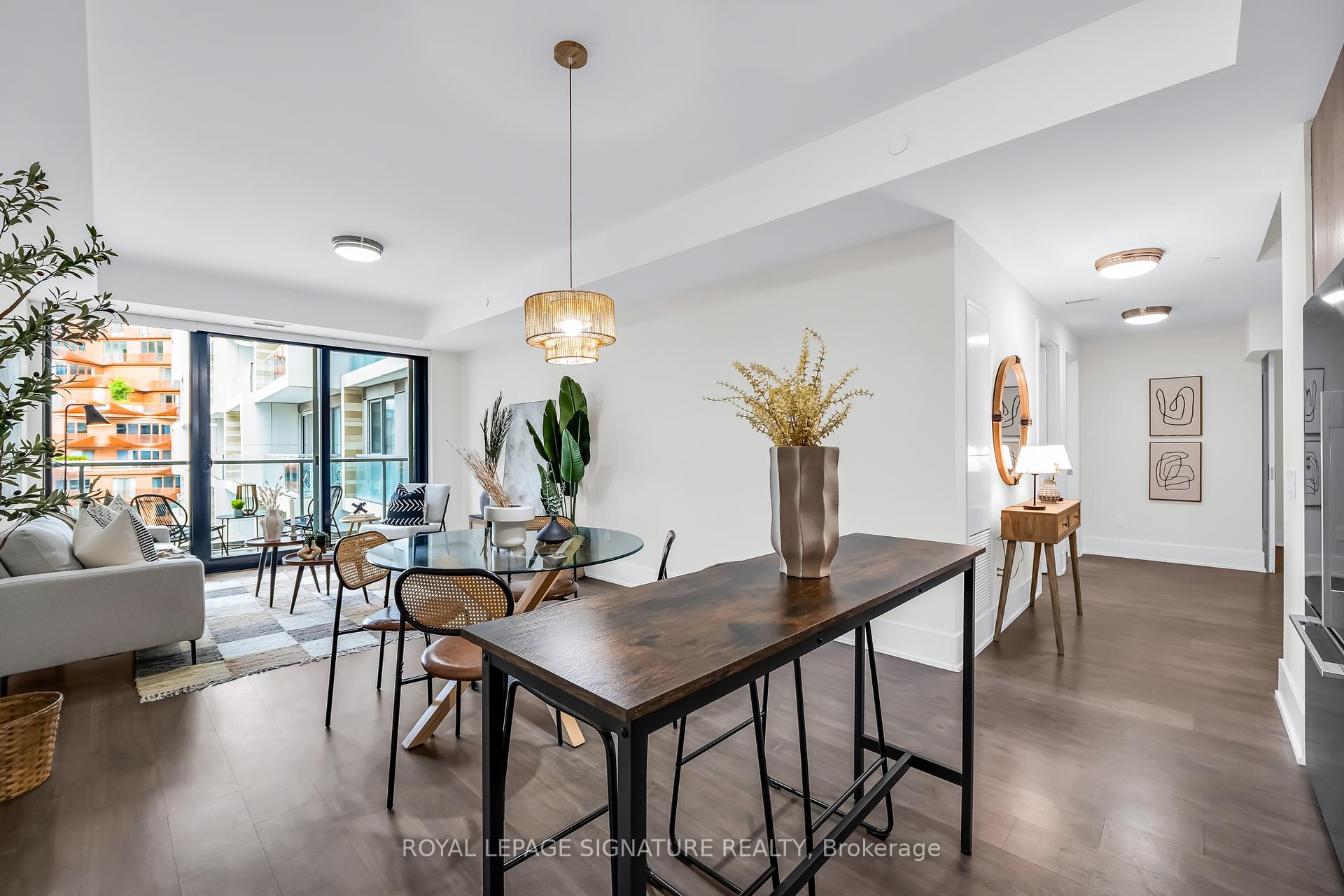 3 Bedrooms Condo at 118 Merchants’ Wharf, Toronto For sale