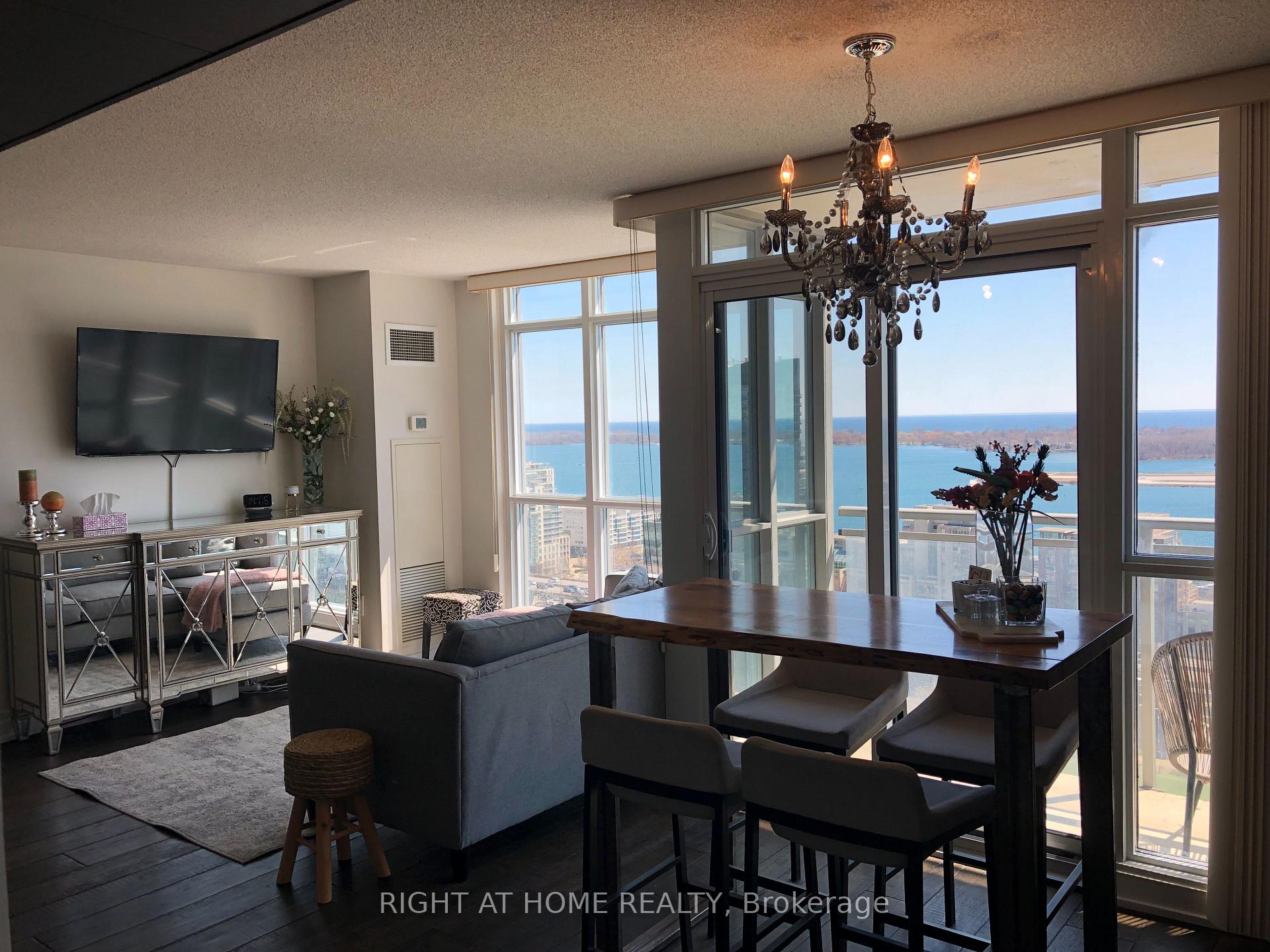 2 Bedrooms Condo at 15 Iceboat,  Toronto For sale