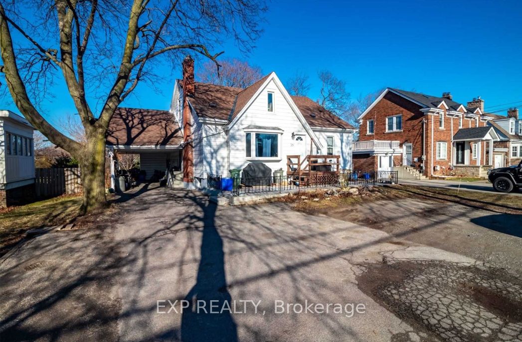39 Centennial Parkway S, #Main