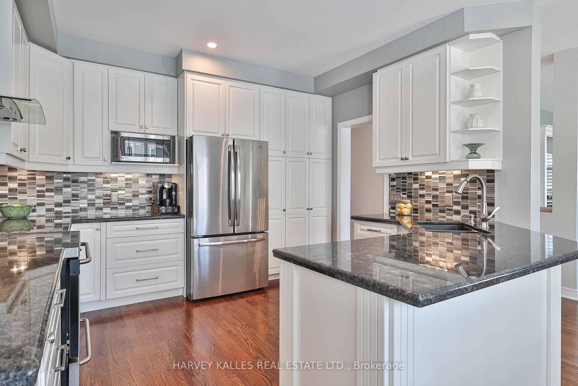 2048 Heatherwood Drive