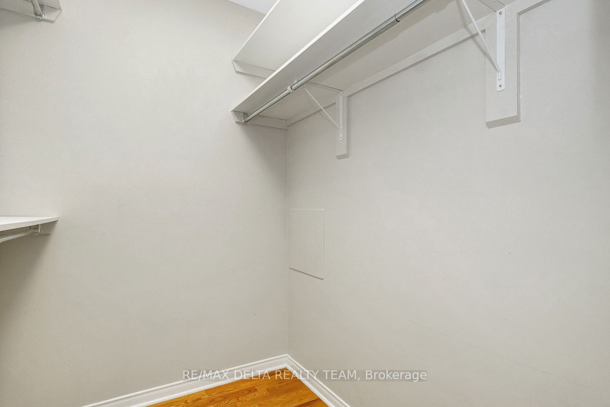 1666 Sunview Drive
