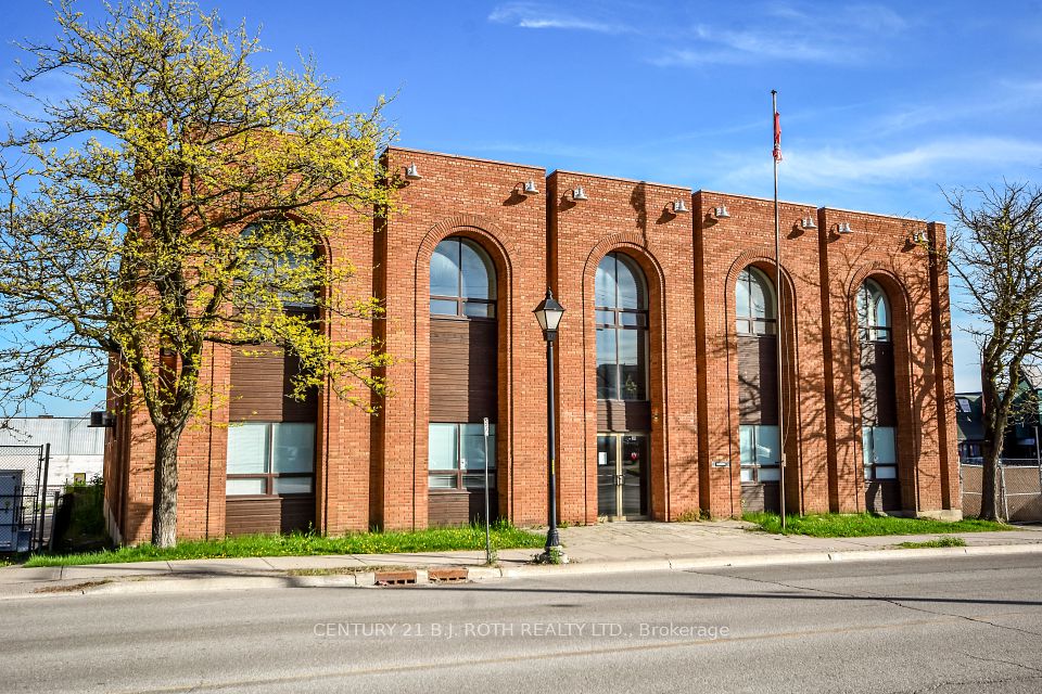 31 Colborne