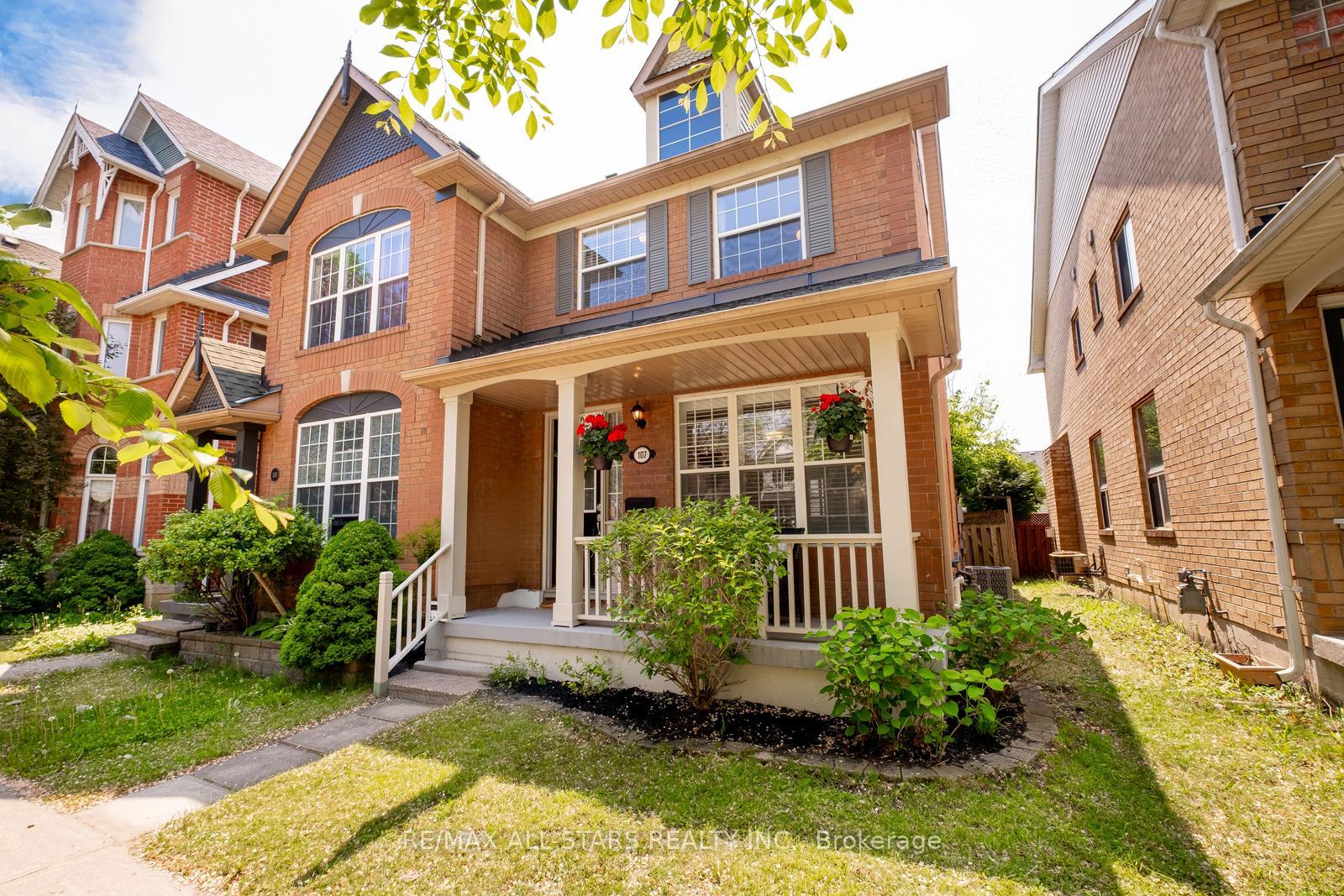 107 White's Hill Avenue, Markham, ON L6B 1C2