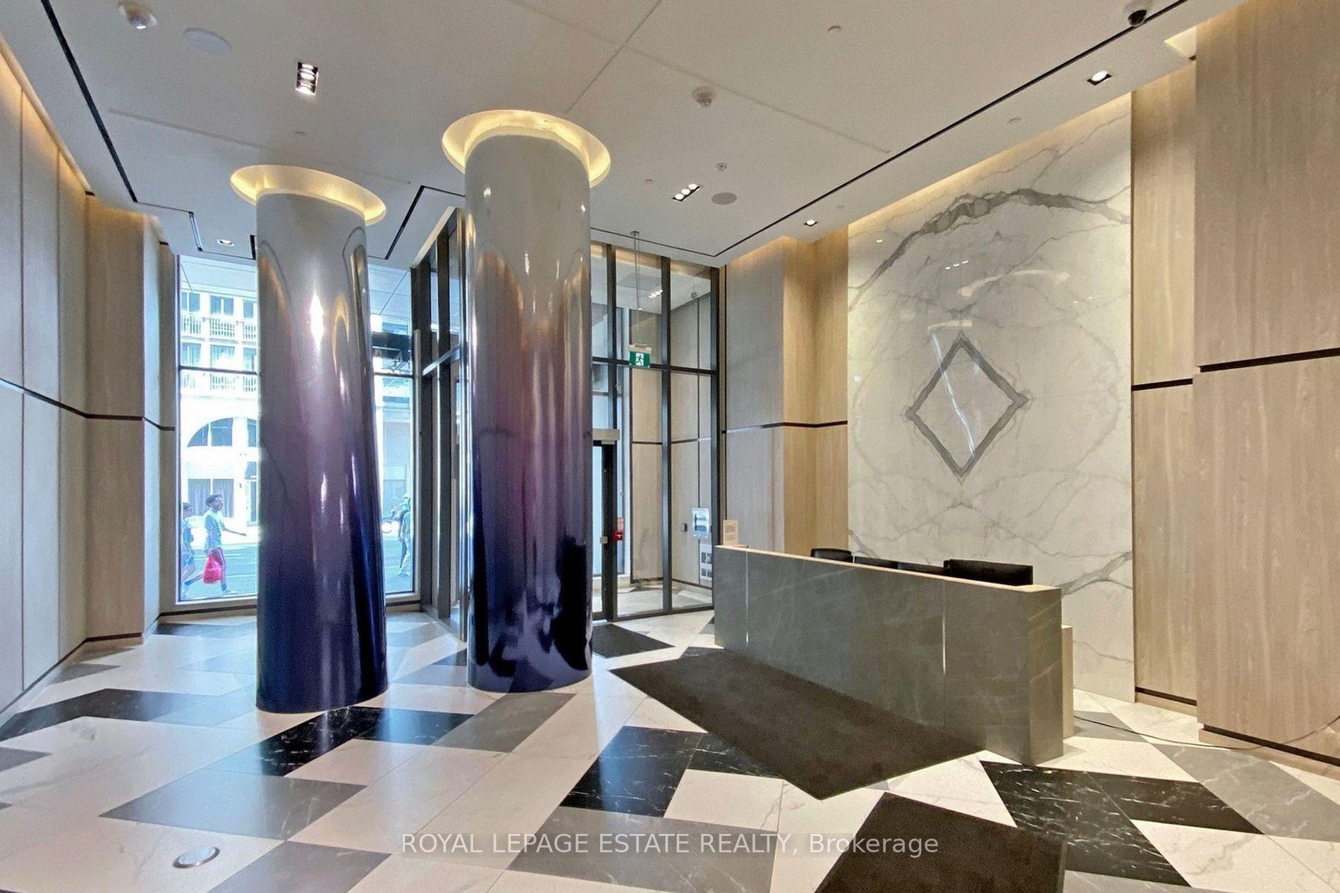 2 Bedrooms Condo at 395 Bloor, Toronto For sale