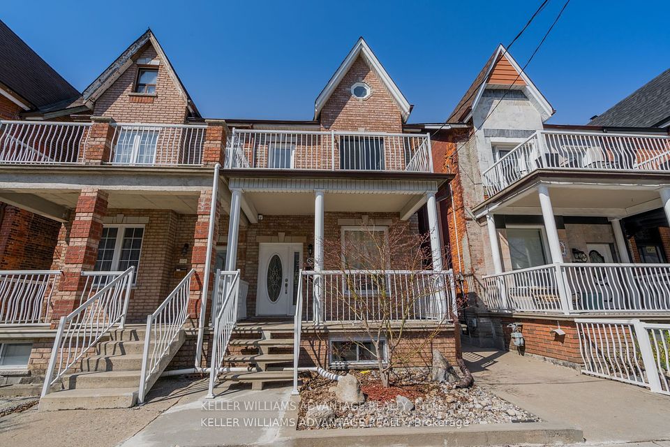 #Lower - 180 Lansdowne Avenue, Toronto, ON M6K 2V9