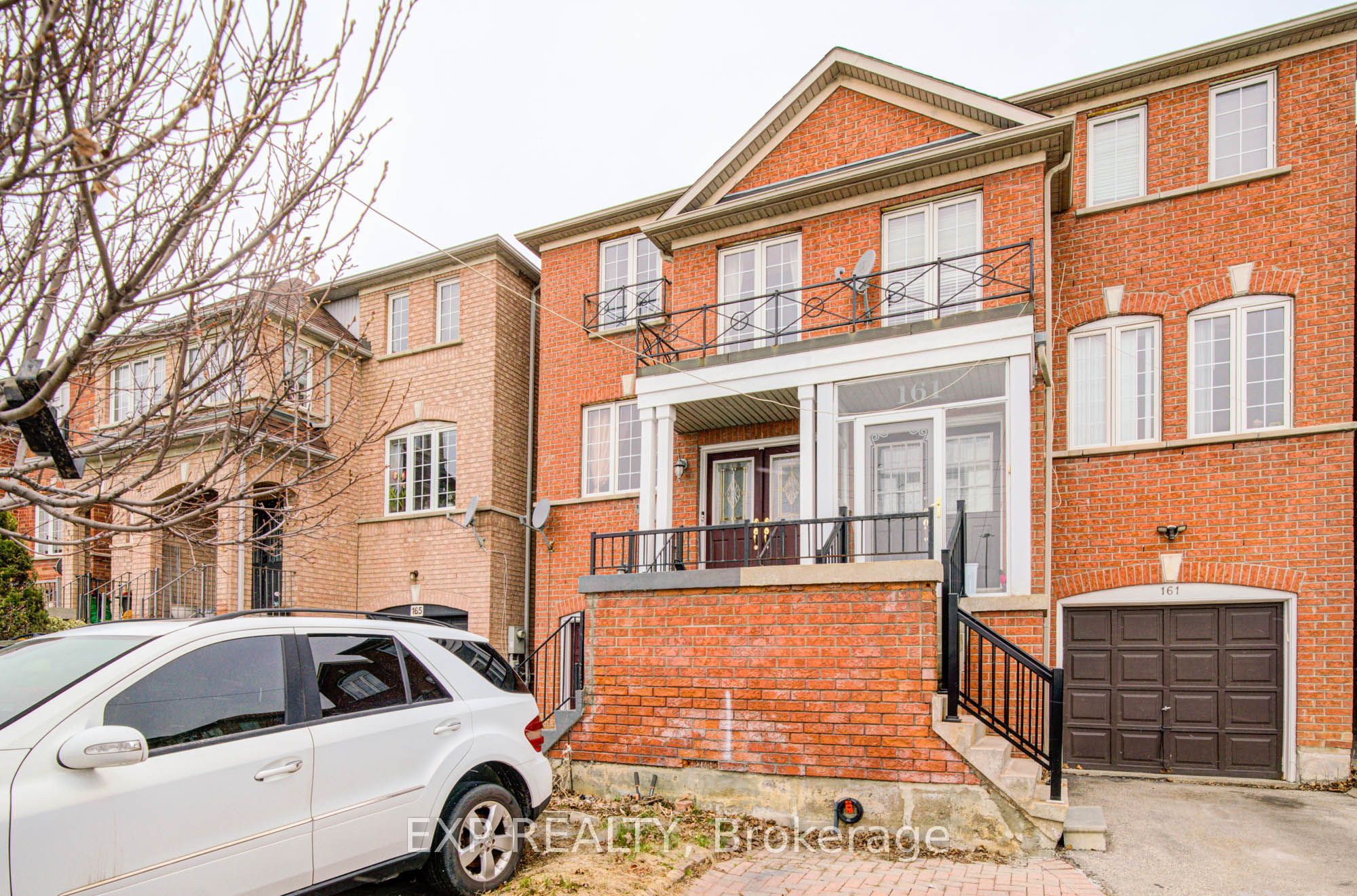 163 Sassafras Circle, Vaughan, ON L4J 8M6