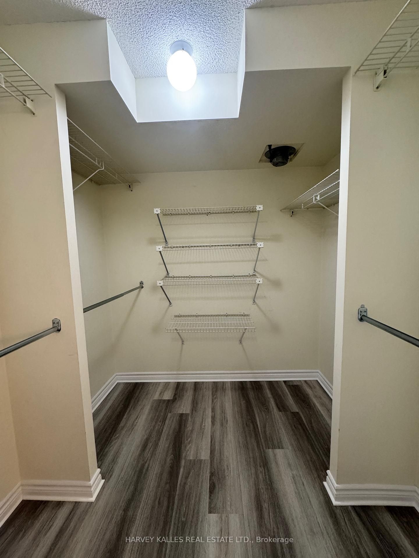 5 Kenneth Avenue 1706