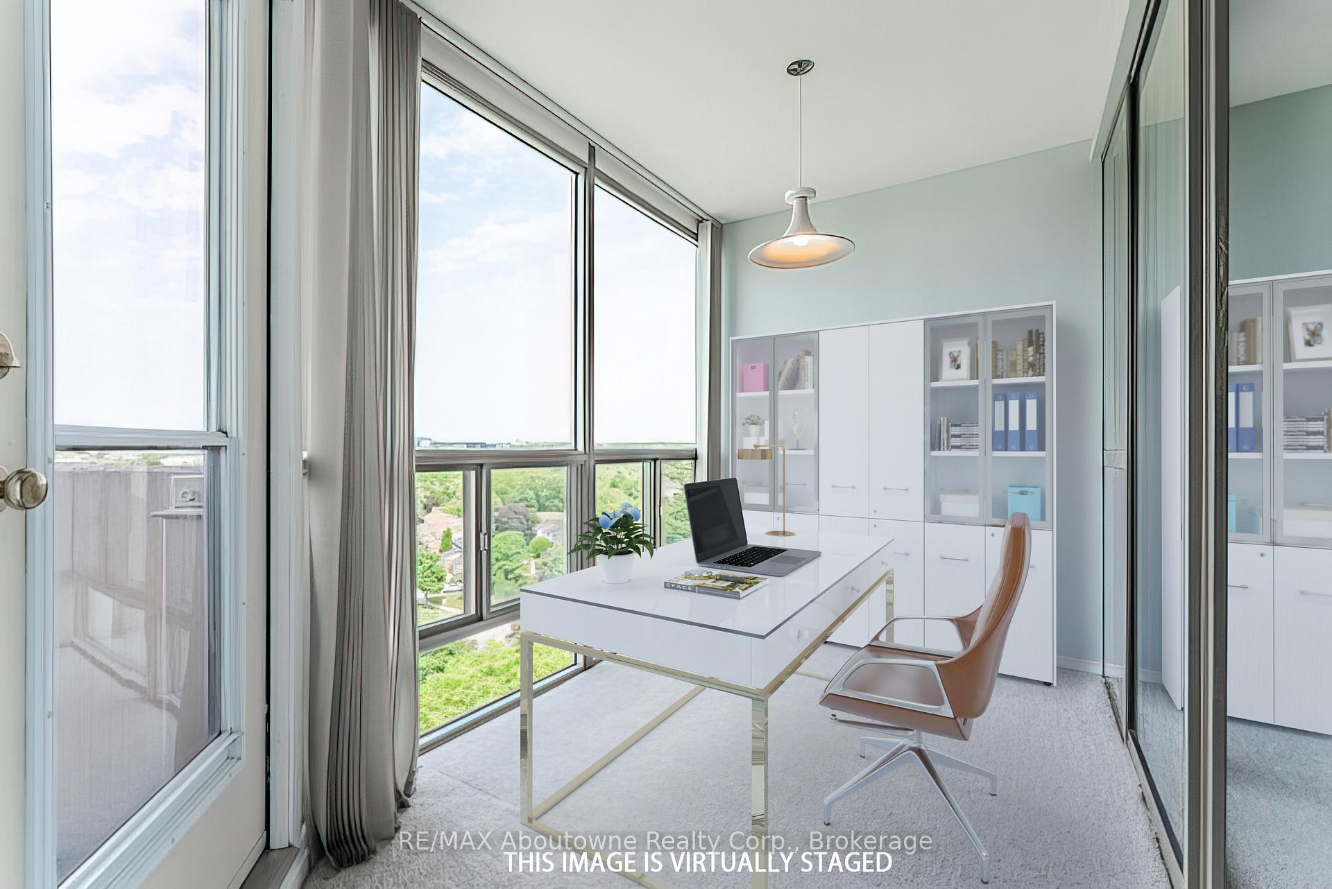 2 Bedrooms Condo at 5080 Pinedale, Burlington For sale