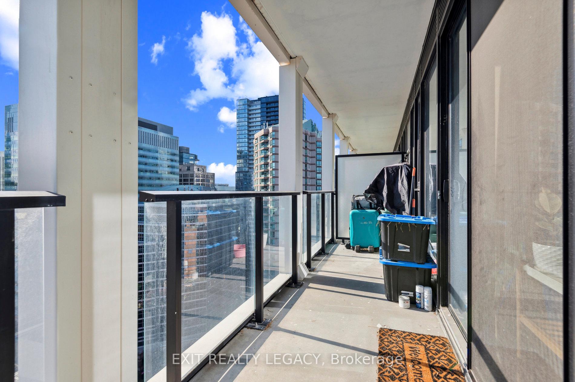 2 Bedrooms Condo at 20 Edward,  Toronto For sale