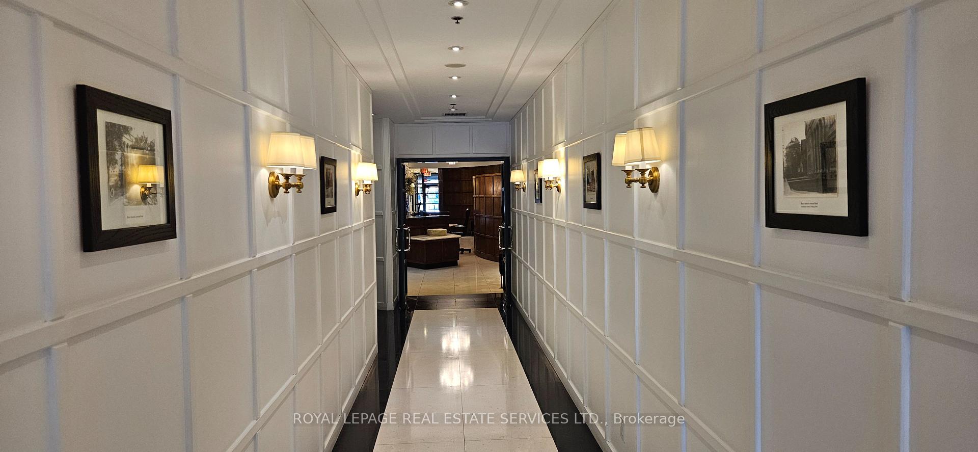 1 Bedroom Condo at 102 Bloor,  Toronto For sale