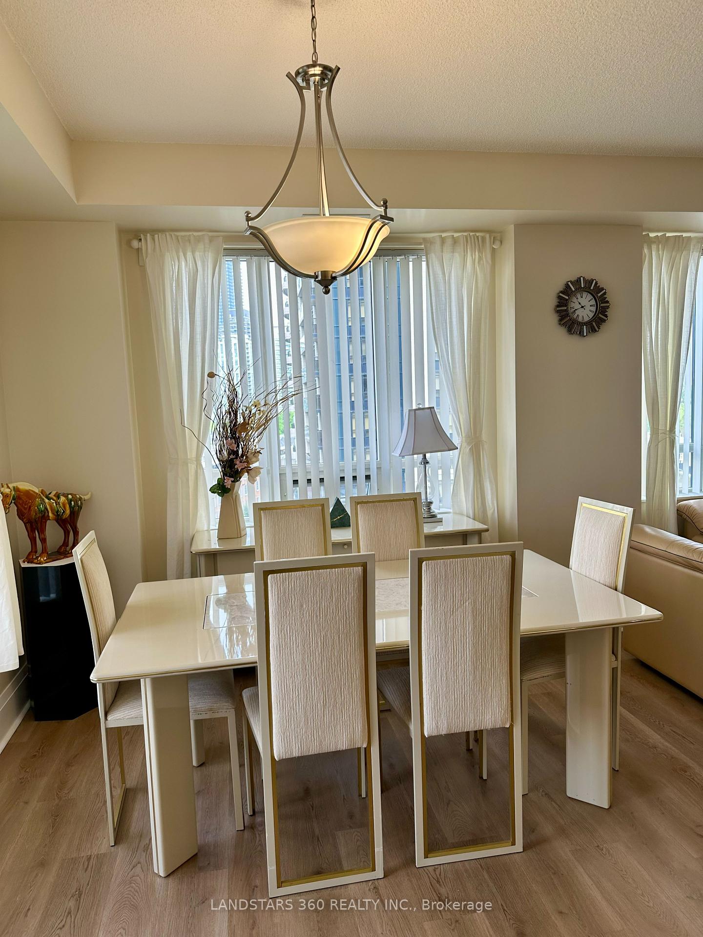 3 Bedrooms Condo at 100 Harrison Garden, Toronto For sale