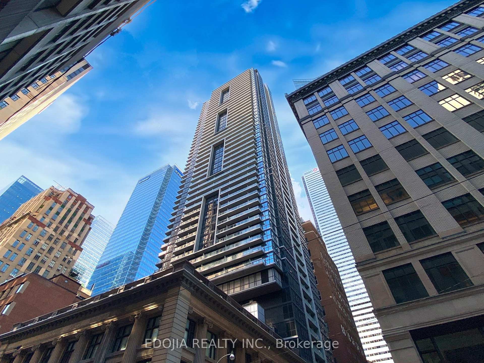 1 Bedroom Condo at 70 Temperance, Toronto For sale