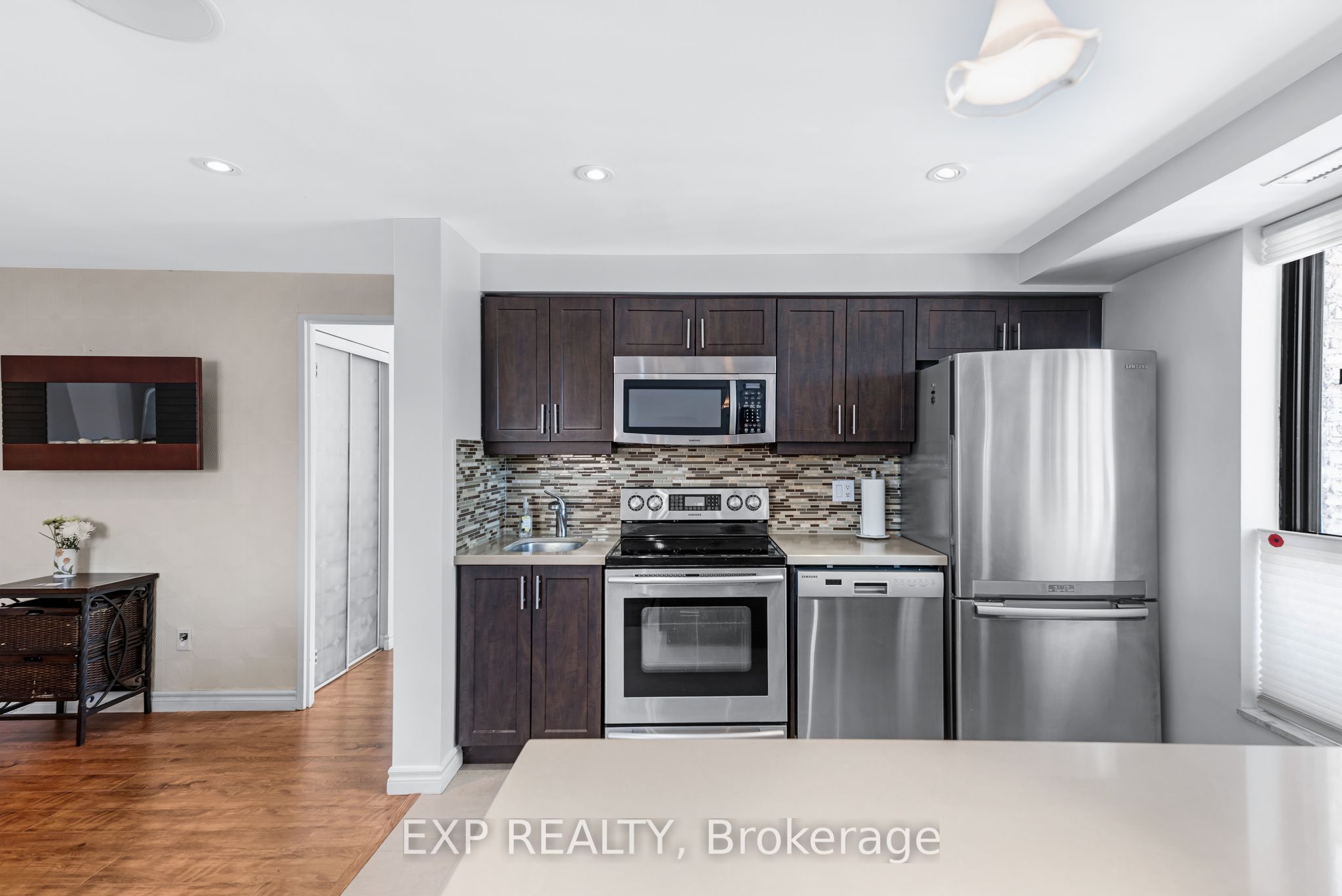15390 Yonge Street, #104