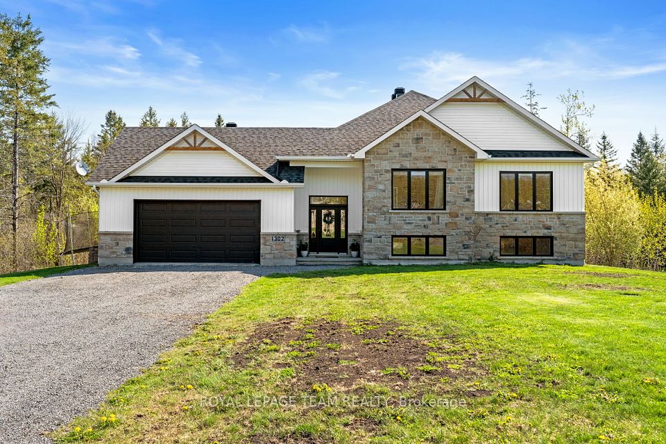 1302 Country