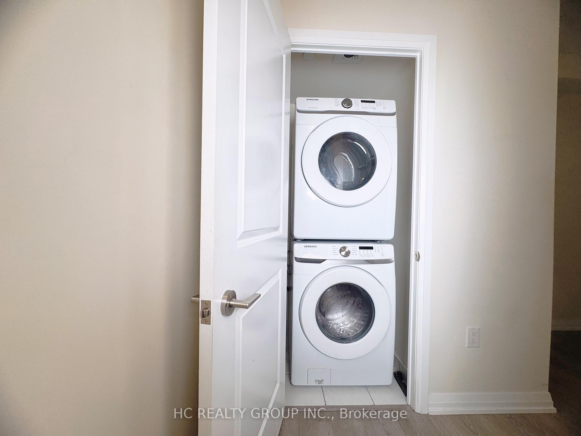 2 Bedrooms Condo at 50 Thomas Riley, Toronto For sale