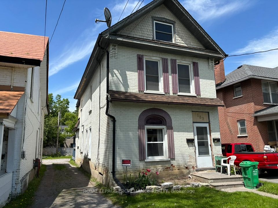 589 Aylmer