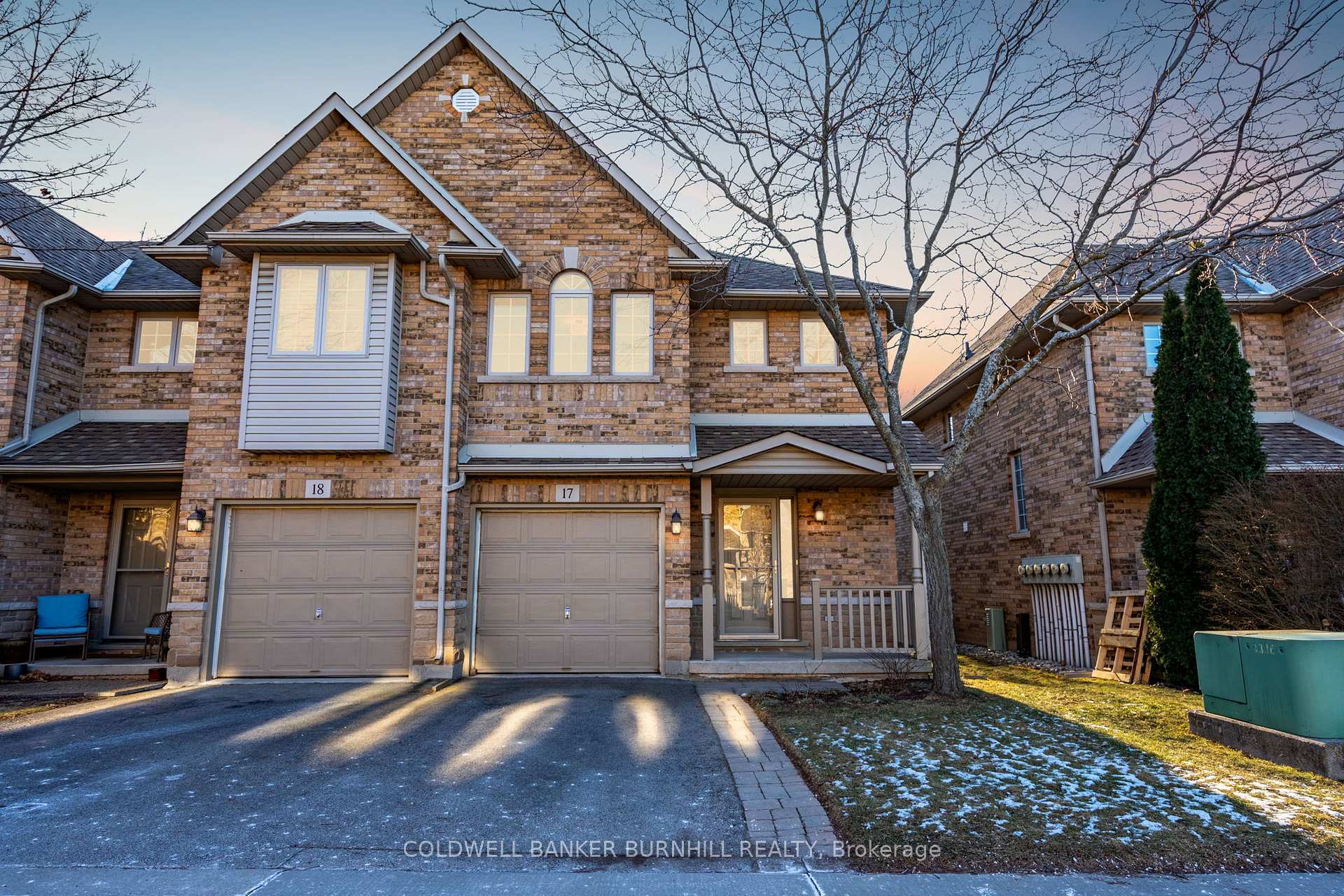 3 Bedrooms Condo at 1276 SILVAN FOREST,  Burlington For sale