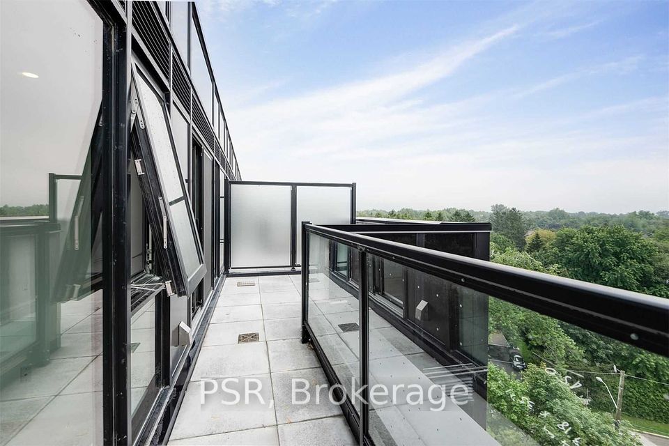 2799 Kingston