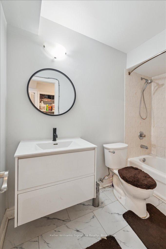 1 Bedroom Condo at 28 Victoria, Hamilton For sale