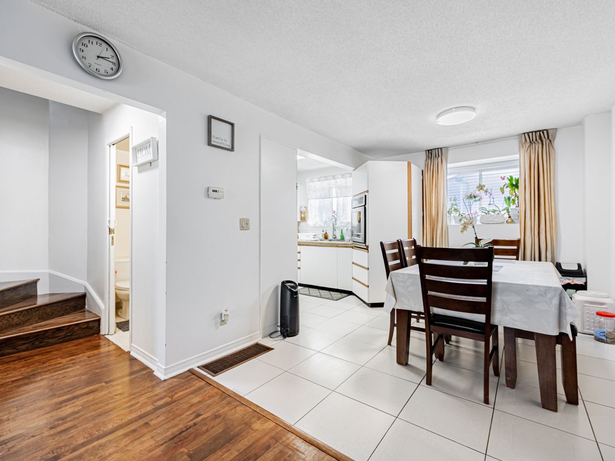 55 Collinsgrove Road 278