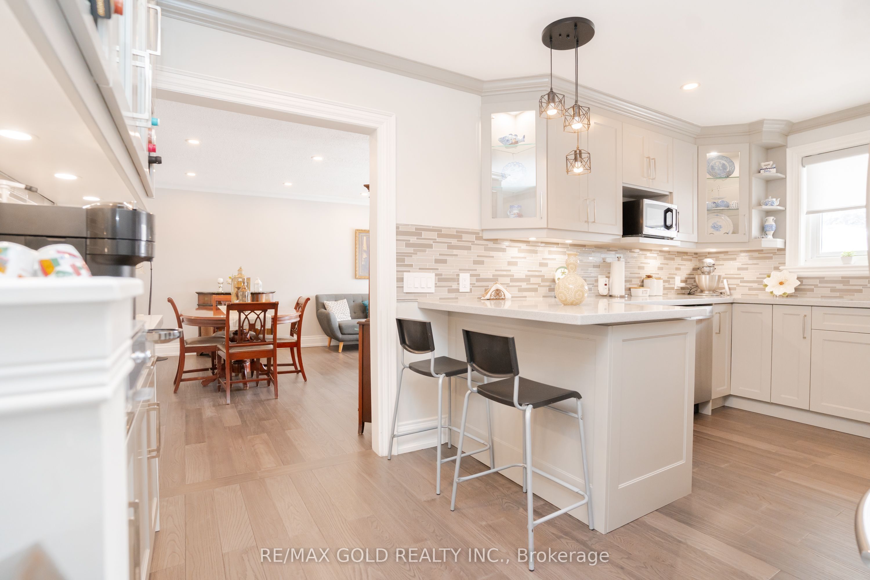 15 Castlemore Drive