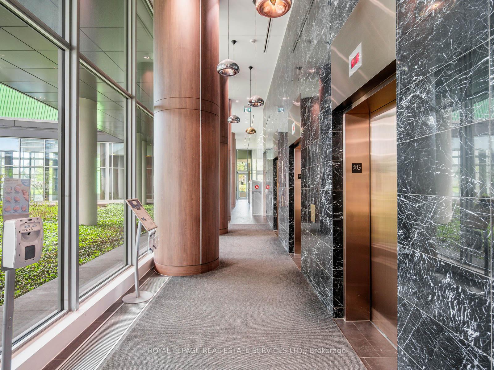 2 Bedrooms Condo at 115 McMahon, Toronto For sale