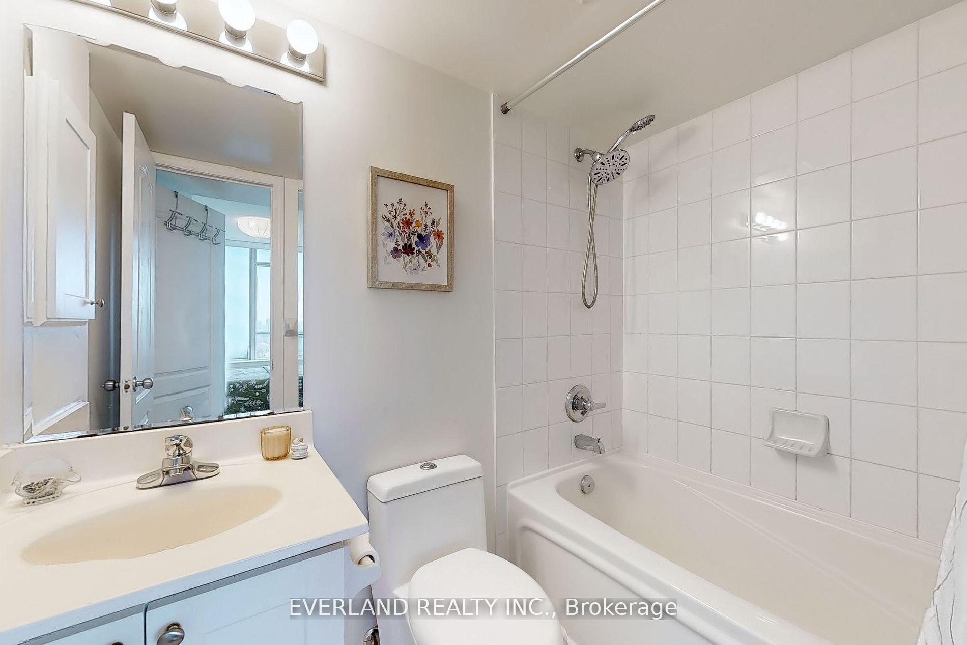 2 Bedrooms Condo at 1 Rean, Toronto For sale