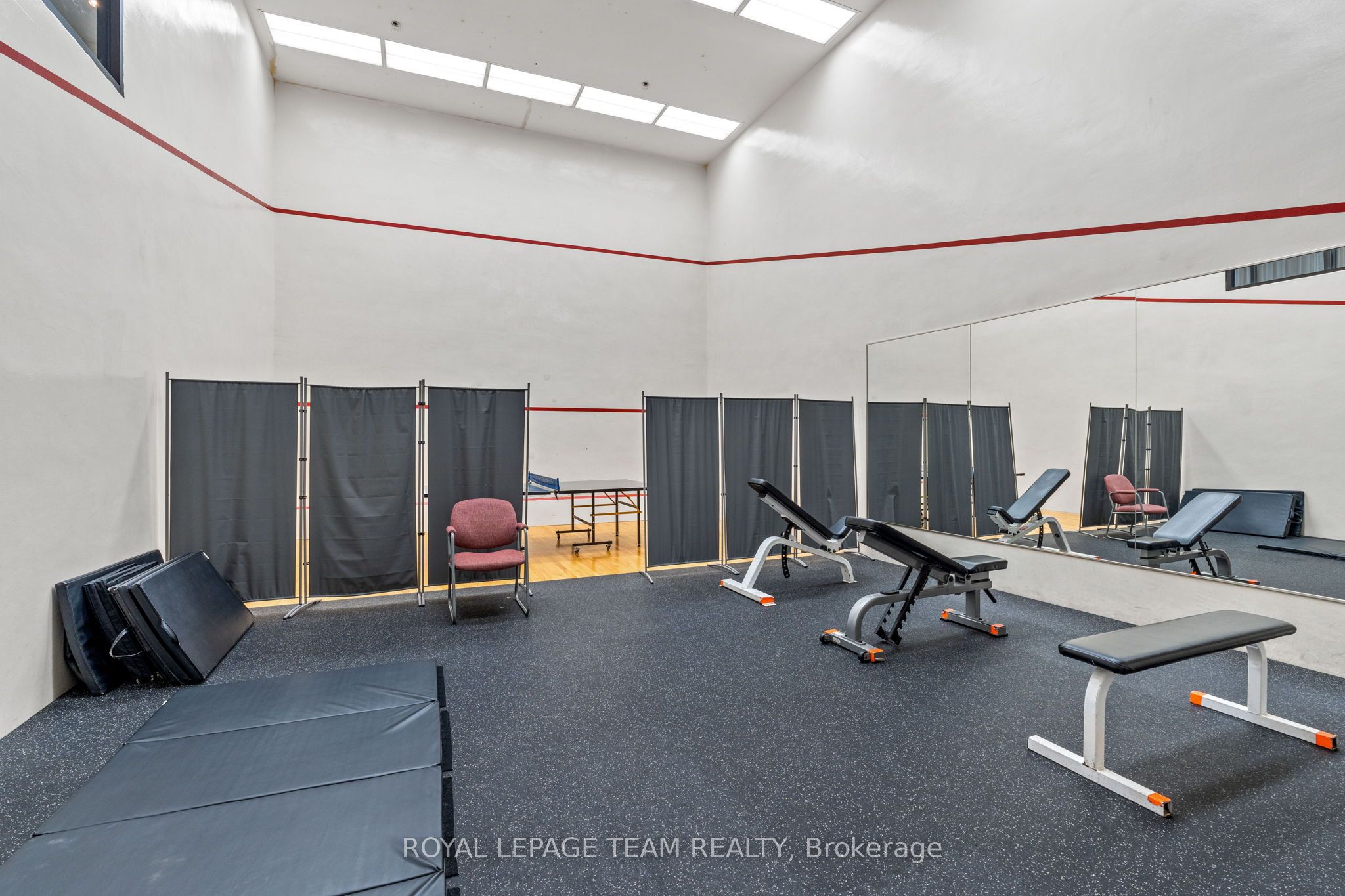1480 Riverside Drive, #407