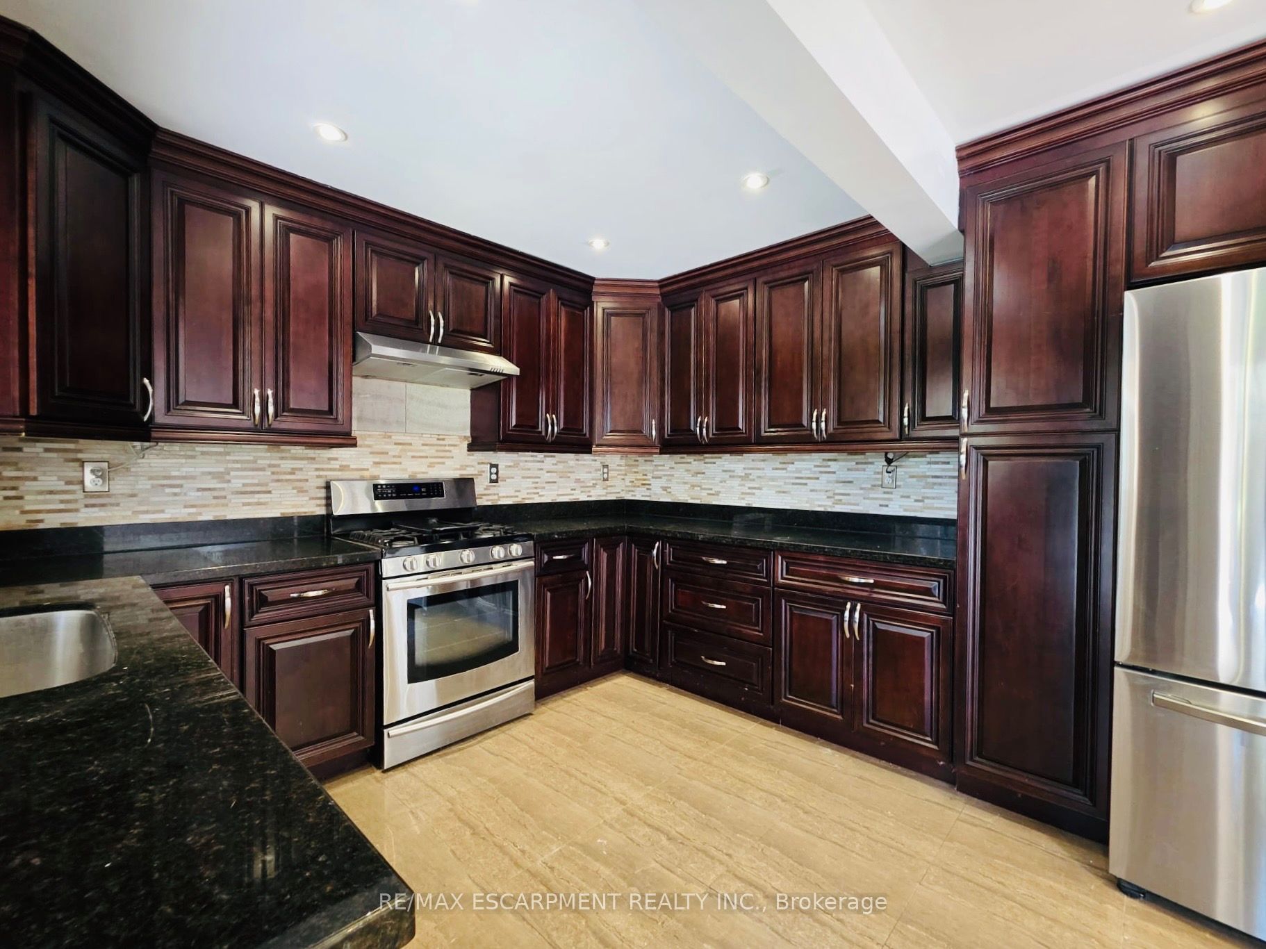 1200 Birchview Drive