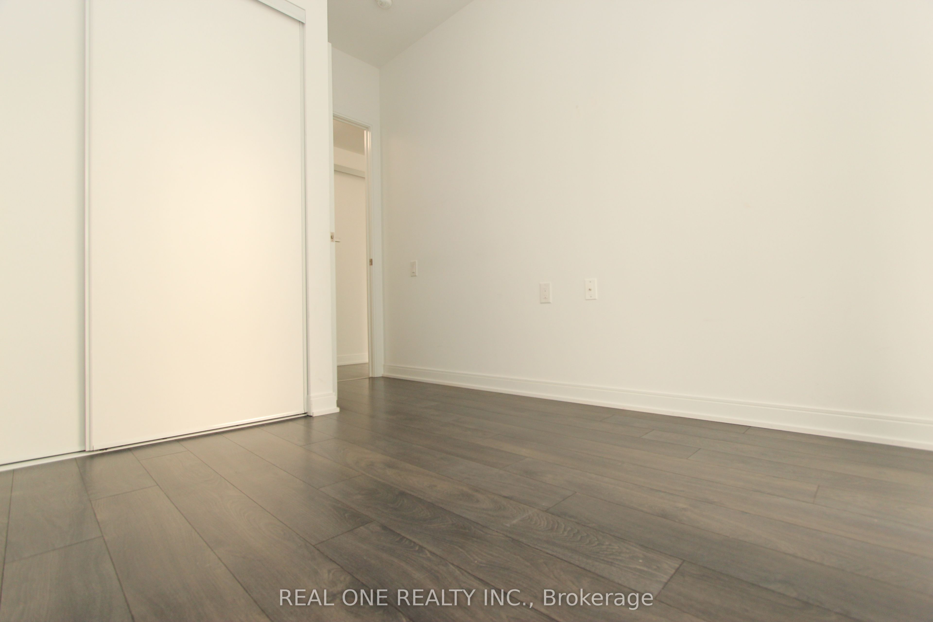 50 CHARLES Street E, #2605