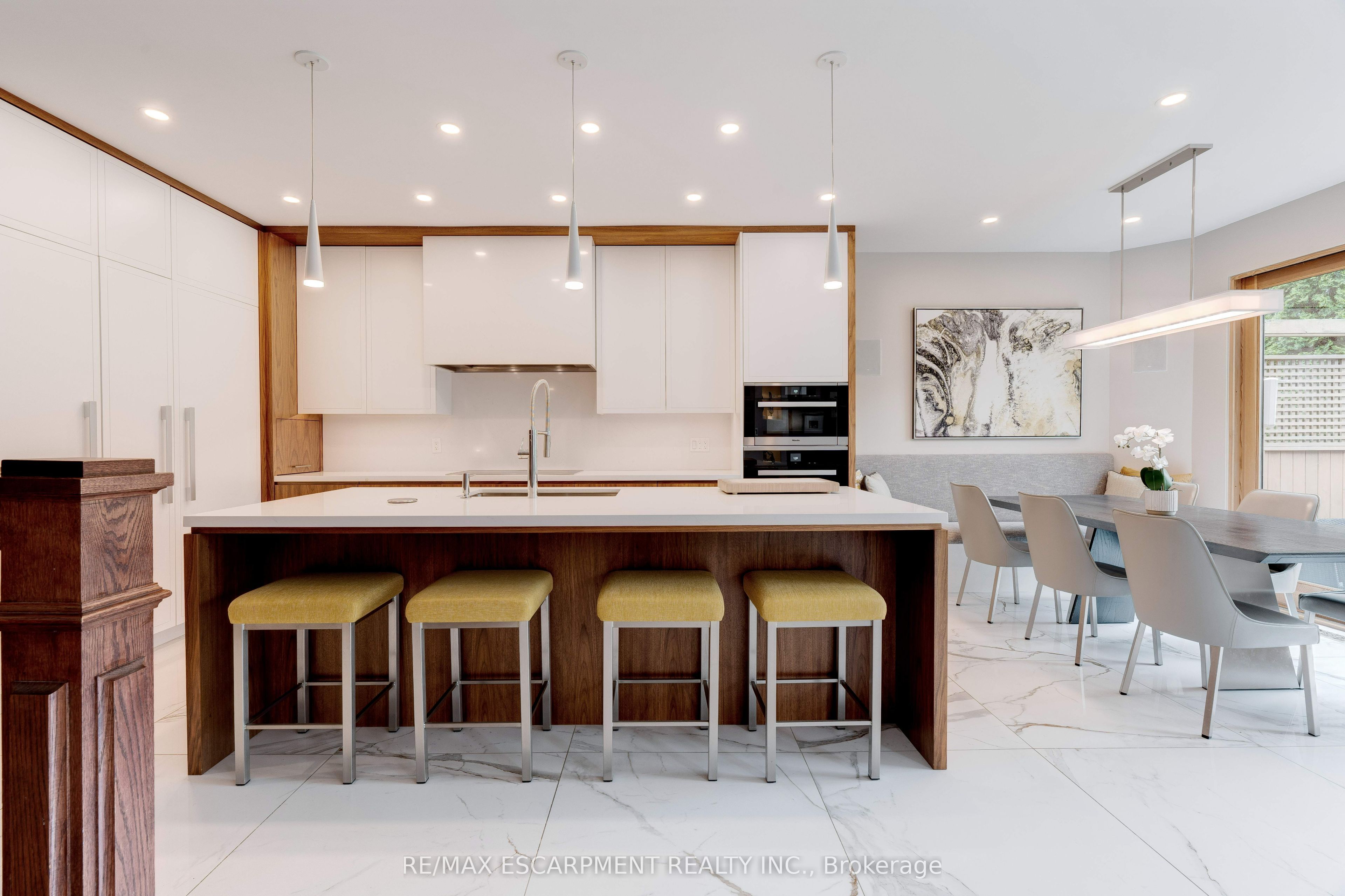 290 Shoreacres Road