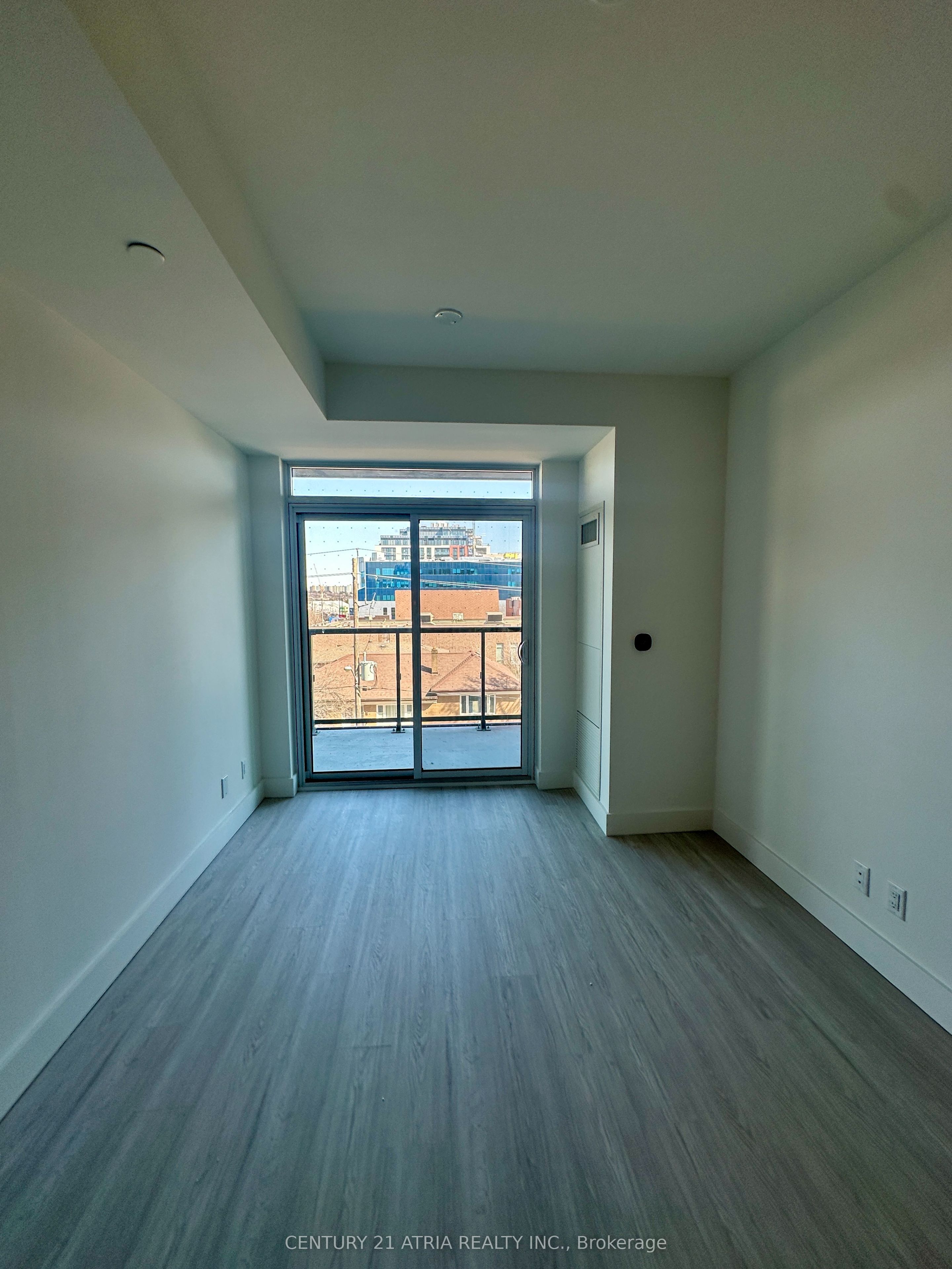 625 Sheppard Avenue E, #320