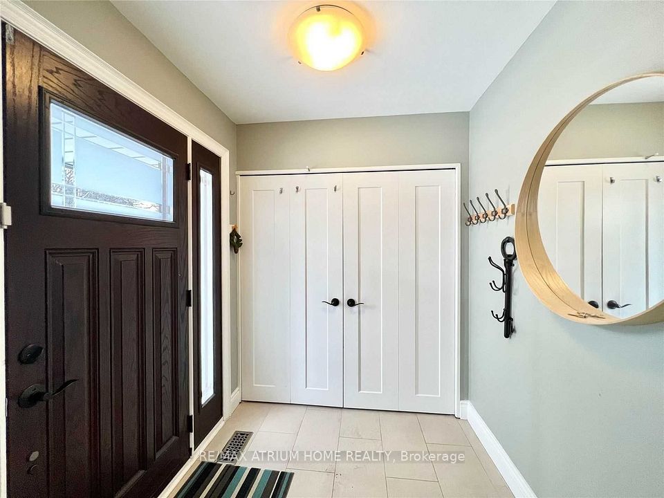 25 Dunlace Drive, Toronto, ON M2L 2R8