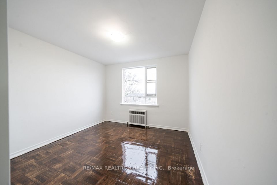 #107 - 2515 Eglington Avenue, Toronto, ON M1K 2R1