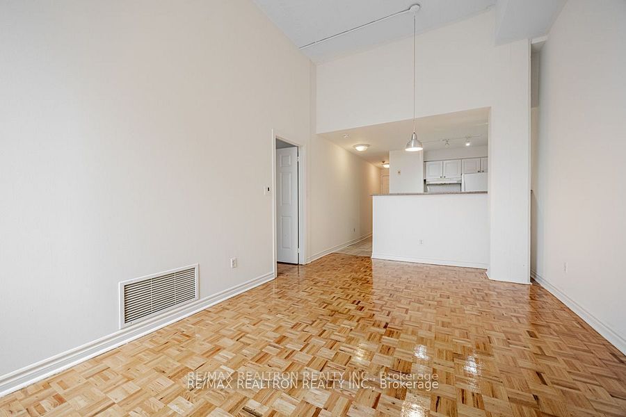 1401 Dupont Street, #225