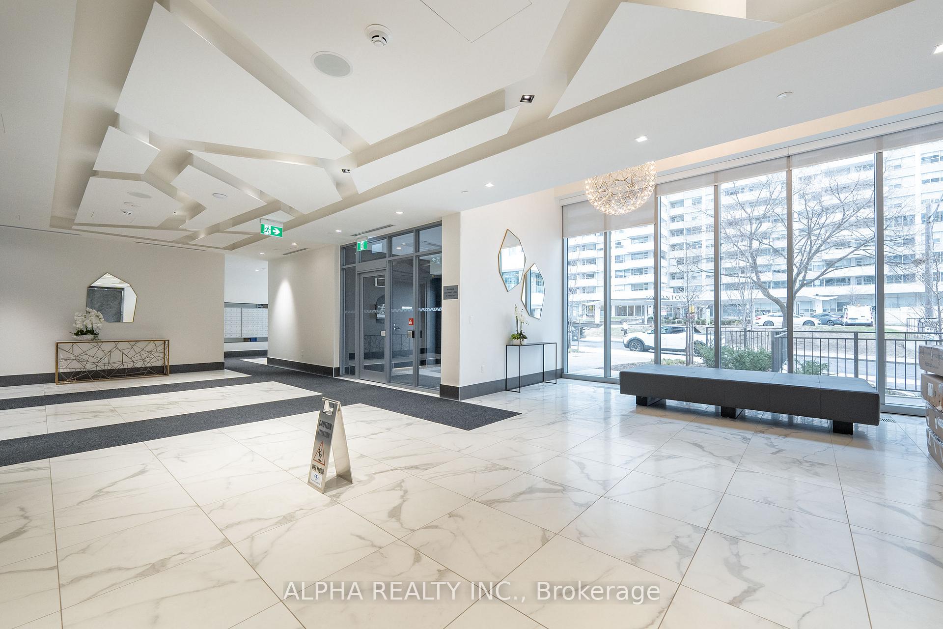 3 Bedrooms Condo at 50 Dunfield,  Toronto For sale