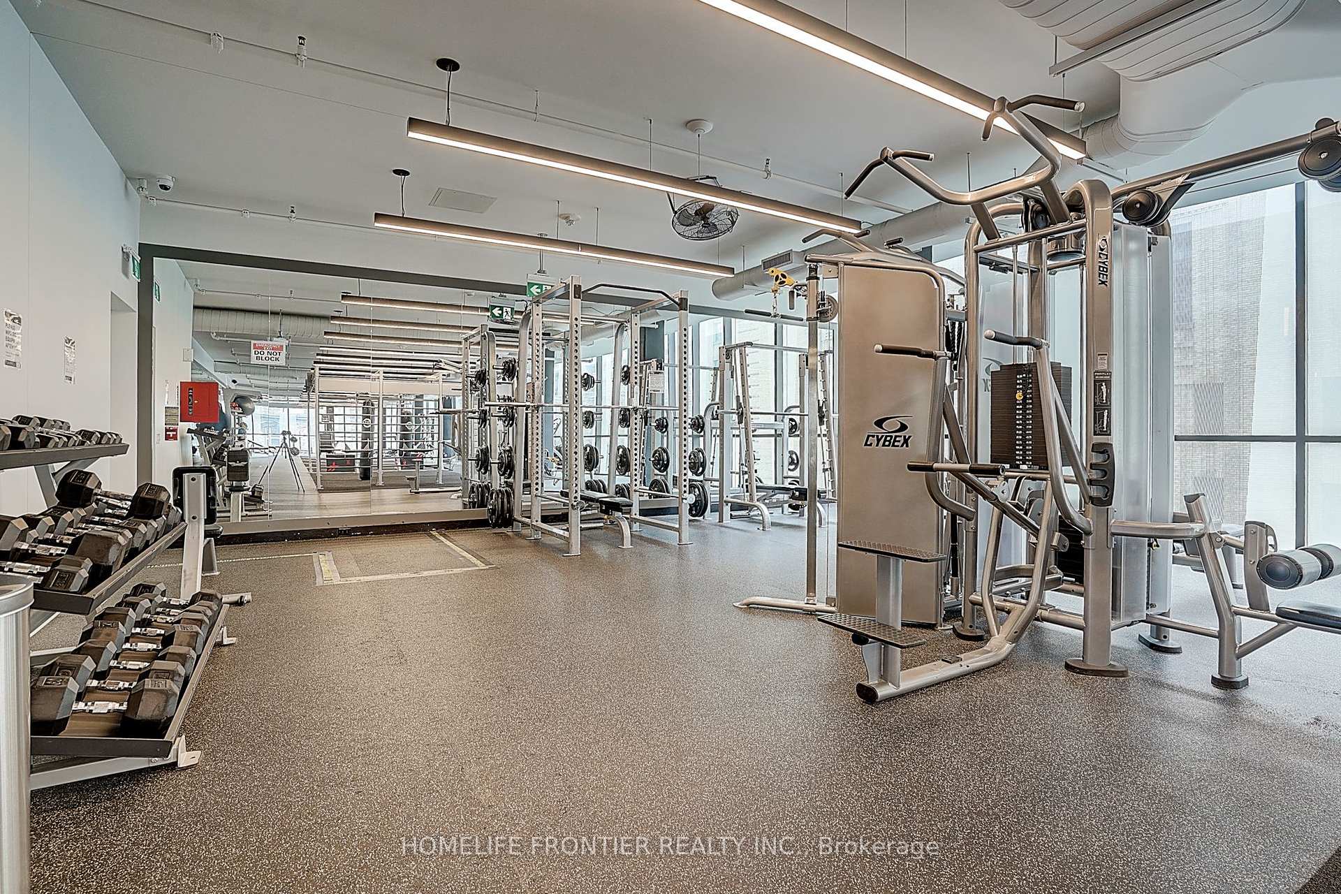2 Bedrooms Condo at 85 Wood,  Toronto For sale