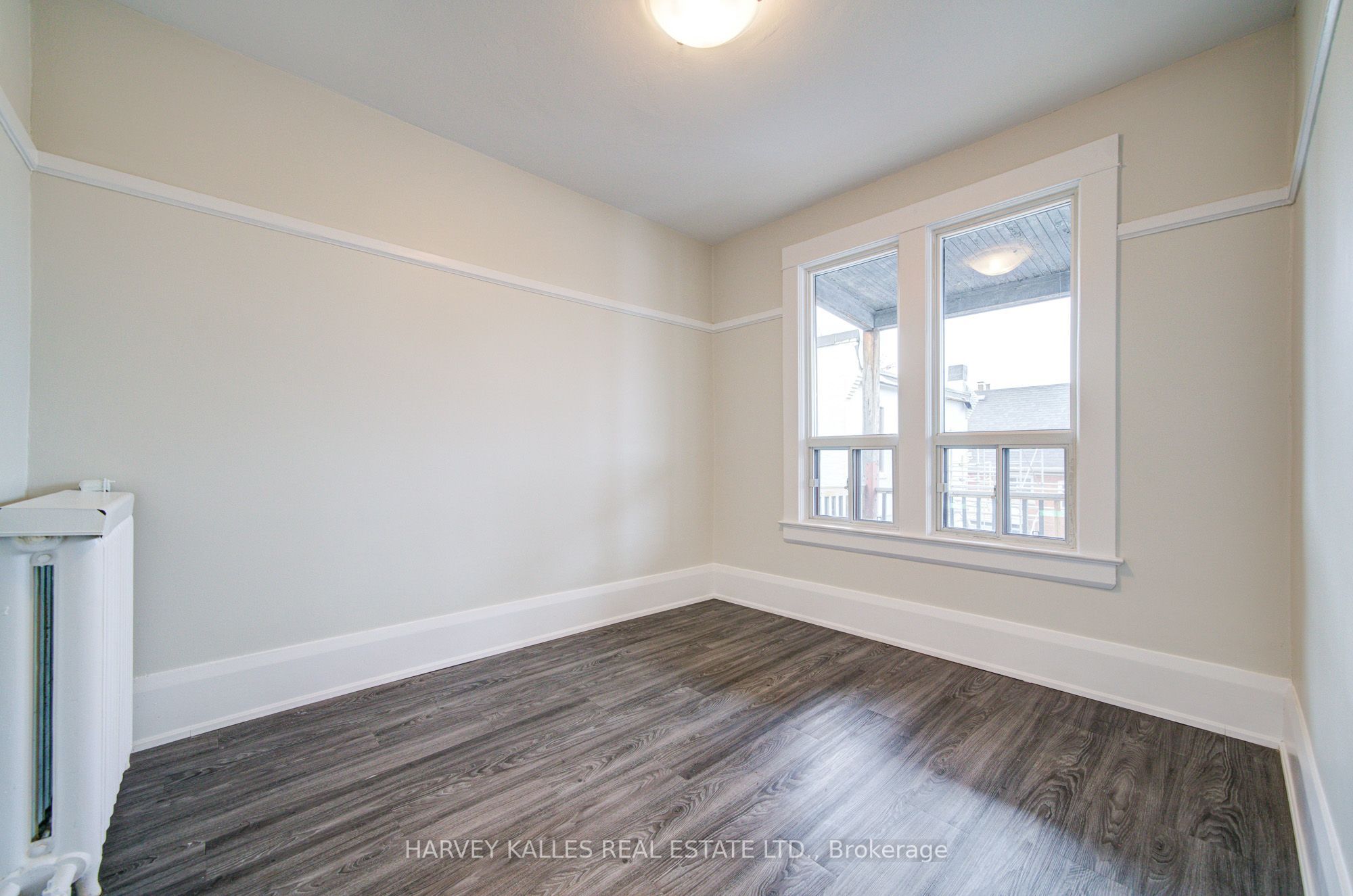 1074 St Clair Avenue W 2