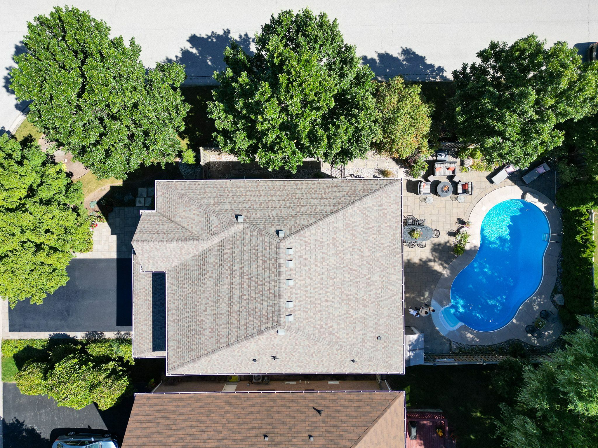 2048 Heatherwood Drive