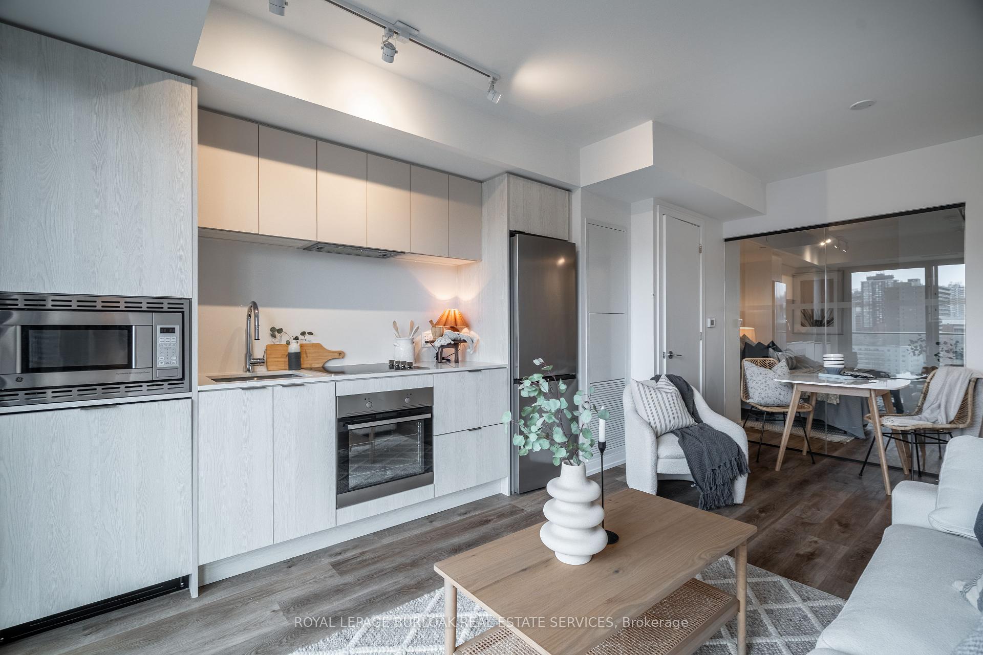 1 Bedroom Condo at 1 Jarvis, Hamilton For sale