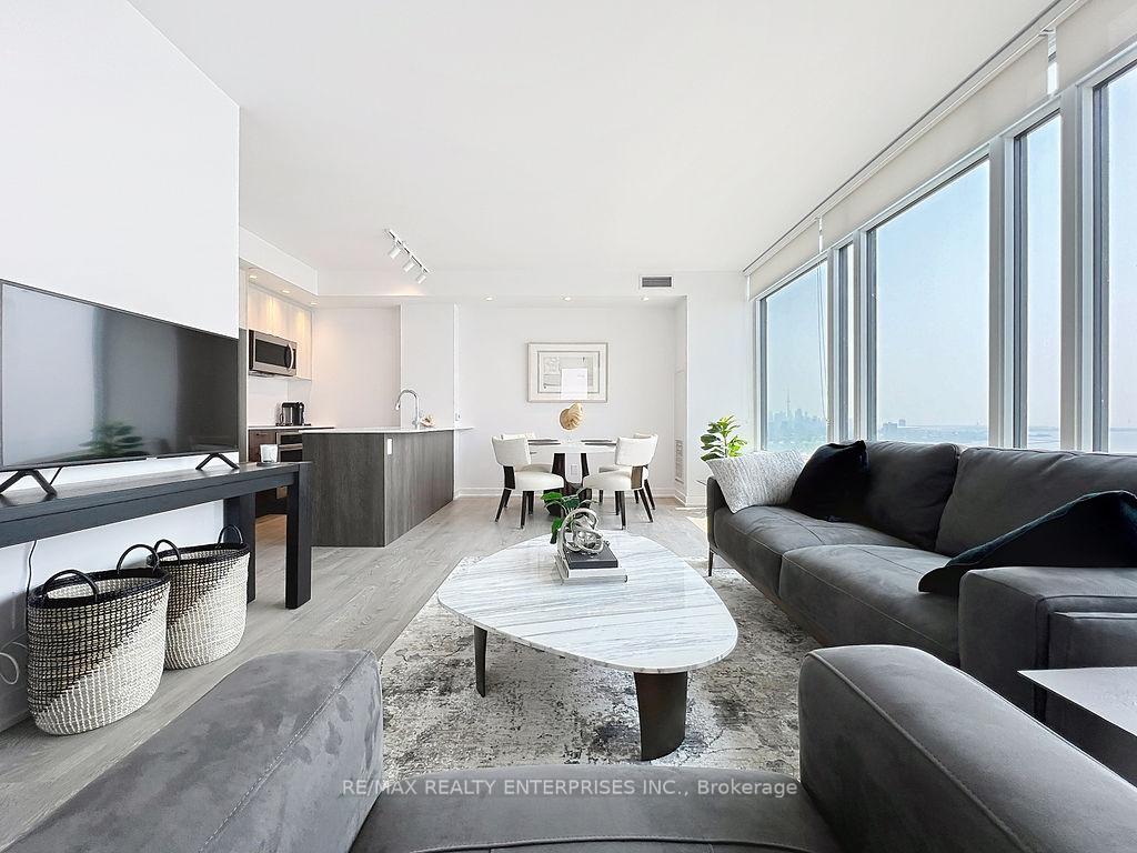 2 Bedrooms Condo at 1928 Lake Shore, Toronto For sale