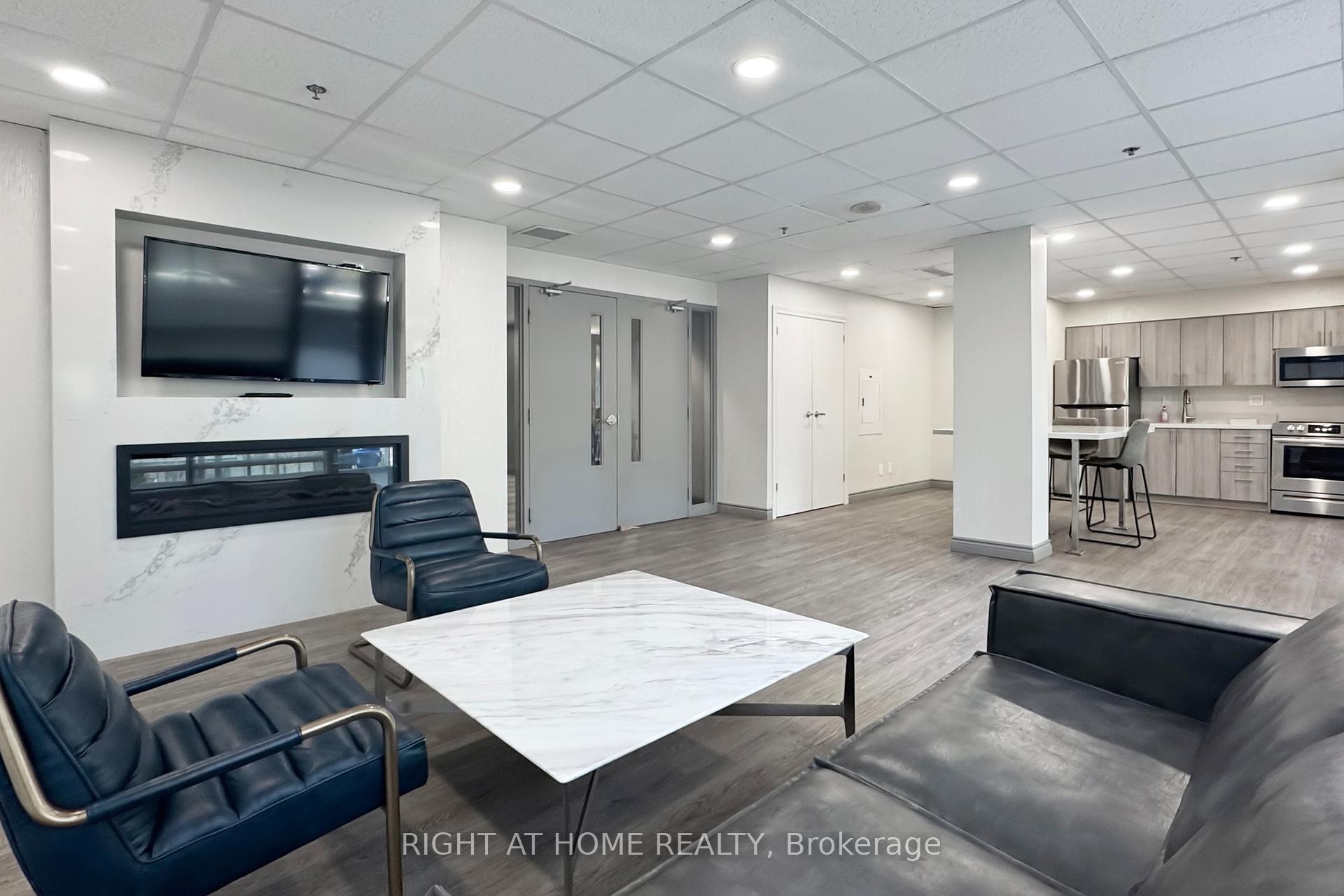 1 Bedroom Condo at 75 Dalhousie, Toronto For sale