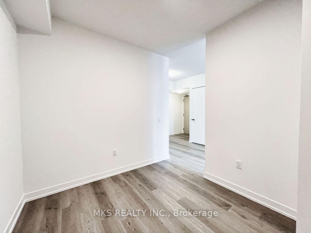 2 Bedrooms Condo at 55 Cooper,  Toronto For sale