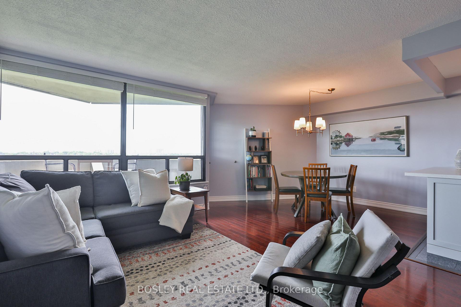 2 Bedrooms Condo at 284 Mill, Toronto For sale
