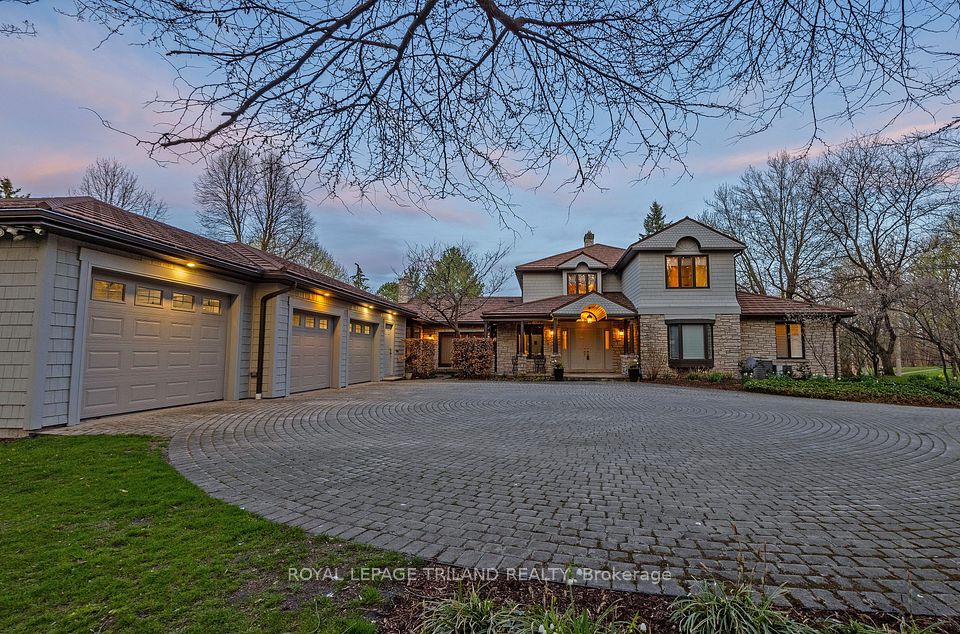 3 Old Oak Lane