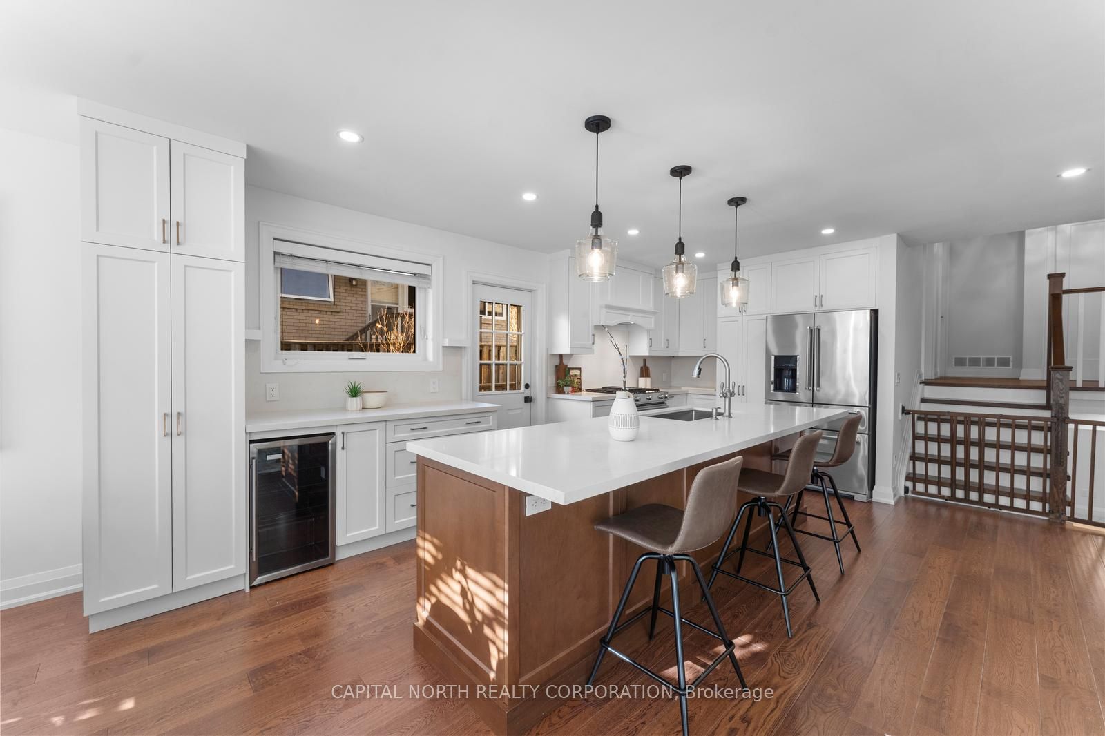 19 Vanderbrent Crescent, Toronto, ON M9R 3W9