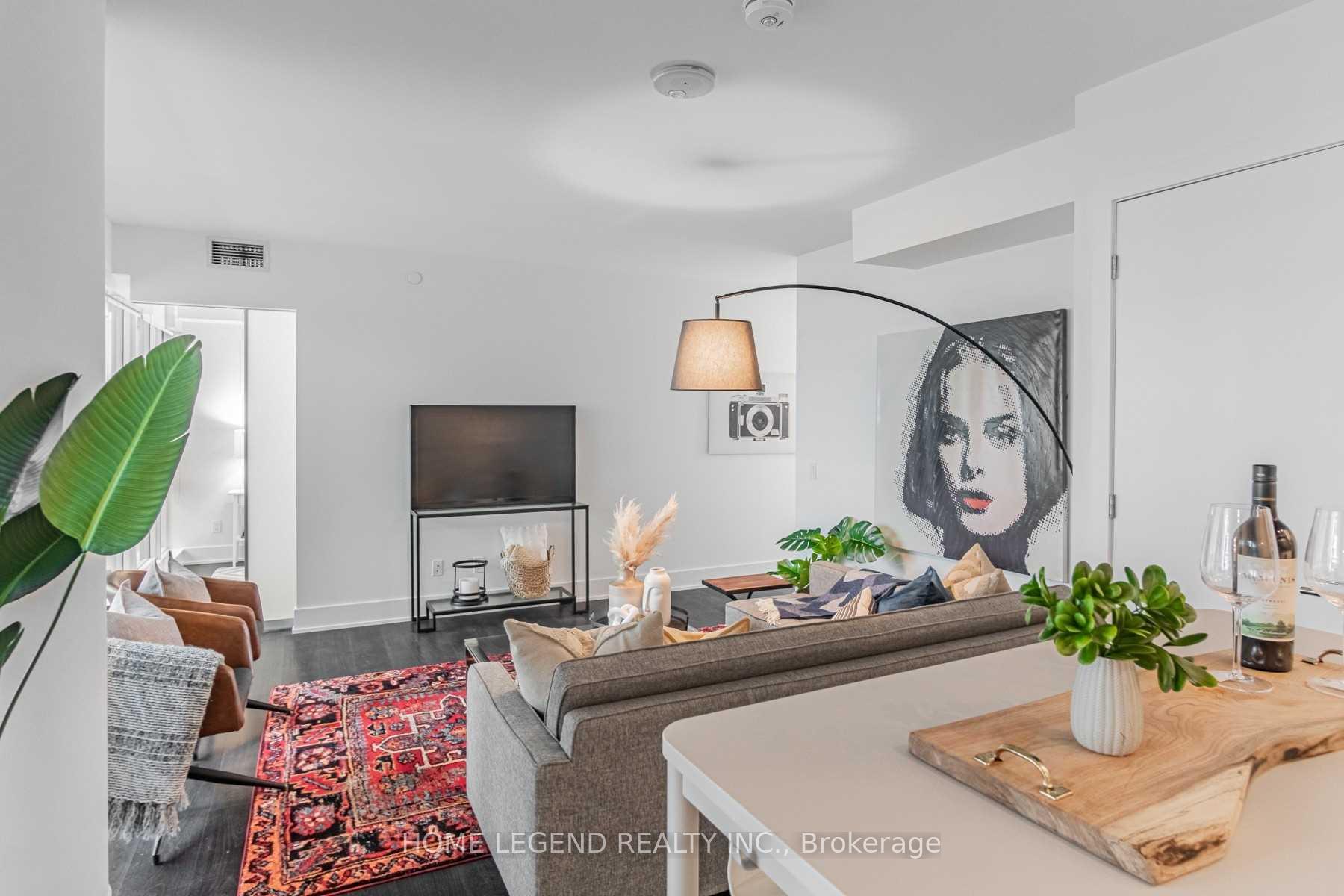 3 Bedrooms Condo at 403 Church,  Toronto For sale