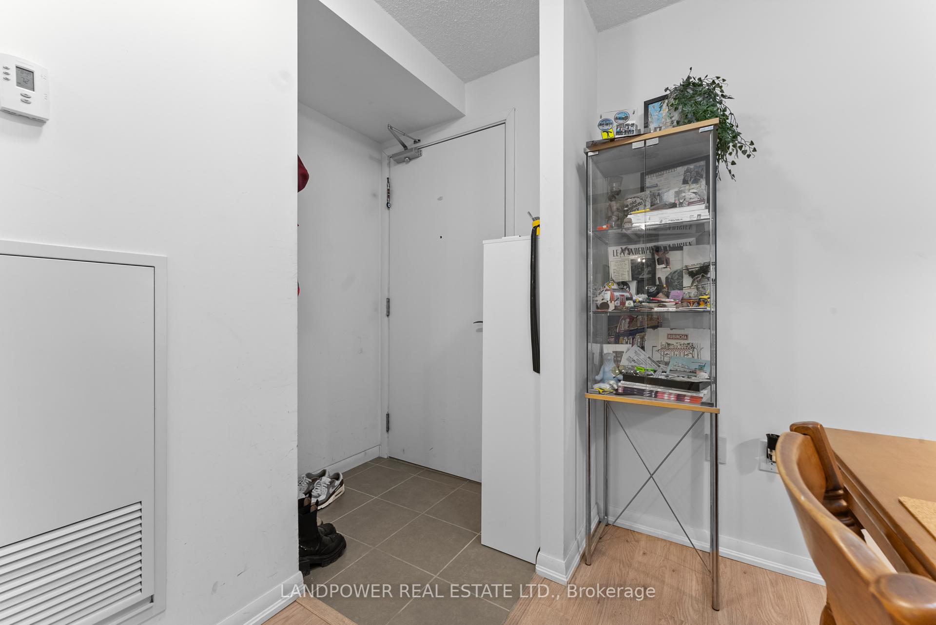 2 Bedrooms Condo at 830 Lawrence, Toronto For sale